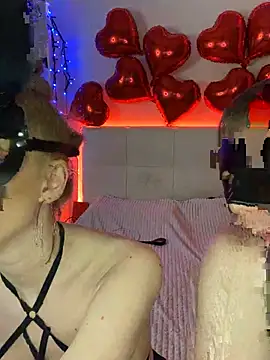 Snapshot of SOFYandMIKE chatting on 12, 3, 2025 SOFYandMIKE online show from 12, 3, 2025