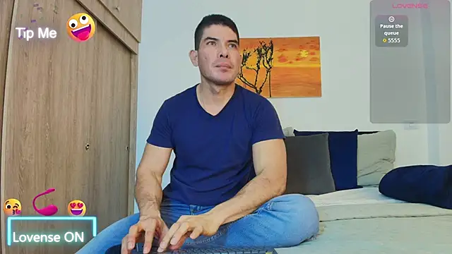 Snapshot of Andrewstelle_coleman chatting on 15, 9, 2025 Andrewstelle coleman online show from 15, 9, 2025