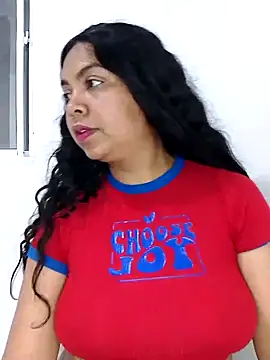 Snapshot of Brendabluee chatting on 4, 2, 2025 Brendabluee online show from 4, 2, 2025