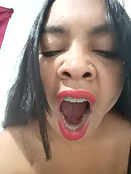 Snapshot of Brendabluee chatting on 8, 9, 2025 Brendabluee online show from 8, 9, 2025