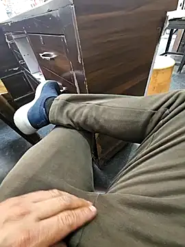 Snapshot of pyasevickybabu563 chatting on 7, 1, 2025 pyasevickybabu563 online show from 7, 1, 2025