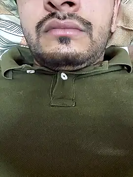 Snapshot of pyasevickybabu563 chatting on 9, 3, 2025 pyasevickybabu563 online show from 9, 3, 2025