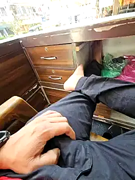 Snapshot of pyasevickybabu563 chatting on 18, 3, 2025 pyasevickybabu563 online show from 18, 3, 2025