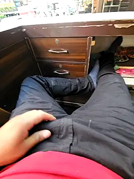 Snapshot of pyasevickybabu563 chatting on 18, 3, 2025 pyasevickybabu563 online show from 18, 3, 2025