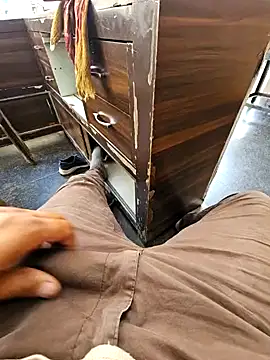 Snapshot of pyasevickybabu563 chatting on 21, 3, 2025 pyasevickybabu563 online show from 21, 3, 2025