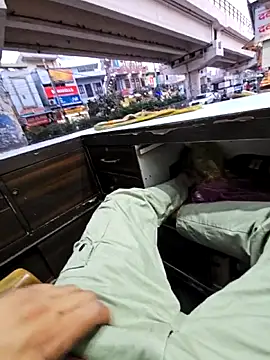 Snapshot of pyasevickybabu563 chatting on 14, 4, 2026 pyasevickybabu563 online show from 14, 4, 2026