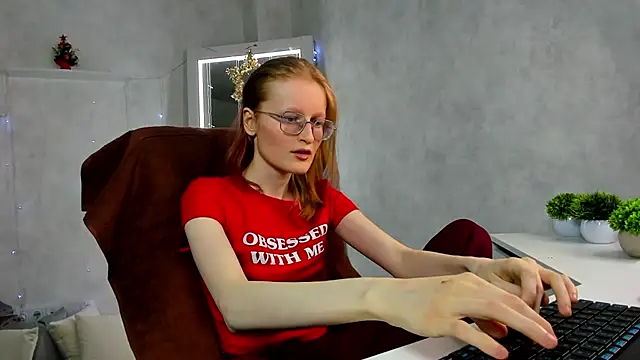 Snapshot of ElizabethHarpper chatting on 6, 1, 2025 ElizabethHarpper online show from 6, 1, 2025