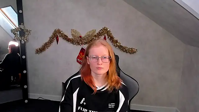 Snapshot of ElizabethHarpper chatting on 14, 1, 2025 ElizabethHarpper online show from 14, 1, 2025