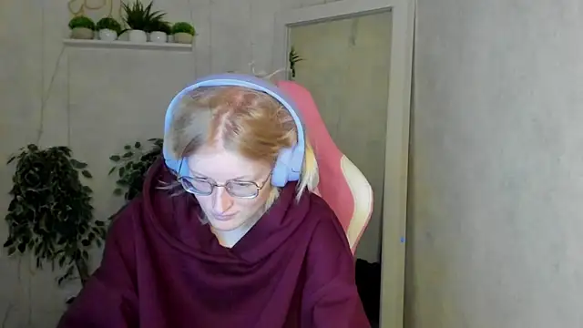 ElizabethHarpper online show from 29, 11, 2025