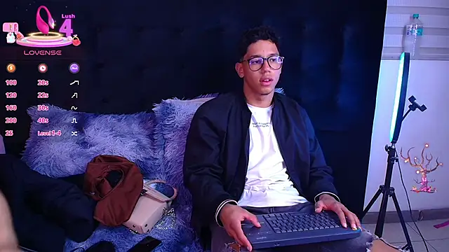 RyanPricee online show from 16, 12, 2025