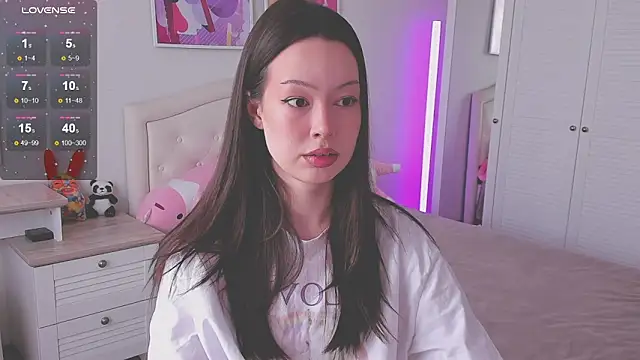 kittenrisha online show from 28, 3, 2026