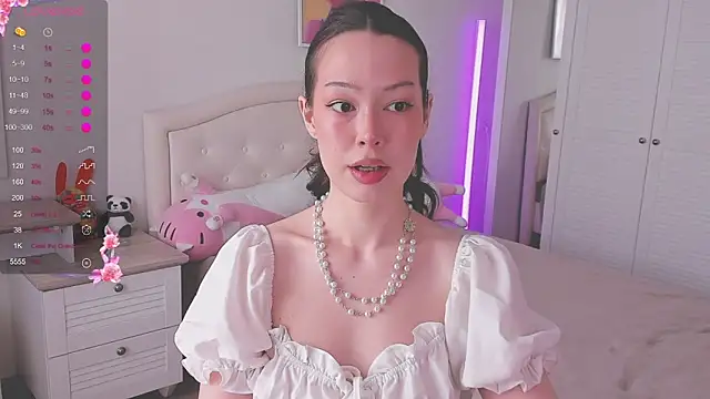 kittenrisha online show from 18, 4, 2026