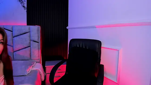 daniiphoeniixx online show from 28, 10, 2025