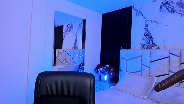 daniiphoeniixx online show from 13, 11, 2025