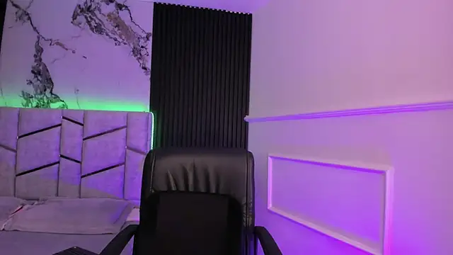 daniiphoeniixx online show from 6, 1, 2026