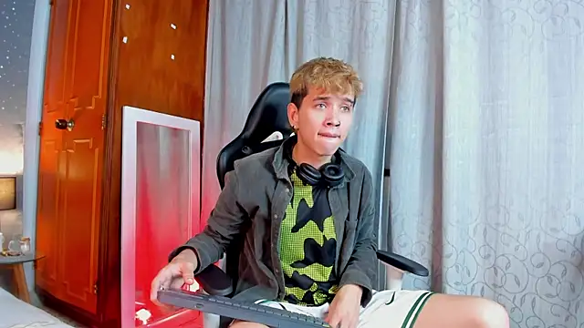 Snapshot of Brian-Ausslos chatting on 13, 2, 2025 Brian-Ausslos online show from 13, 2, 2025