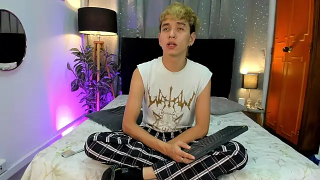 Snapshot of Brian-Ausslos chatting on 17, 2, 2025 Brian-Ausslos online show from 17, 2, 2025