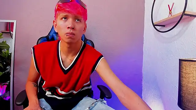 Snapshot of Brian-Ausslos chatting on 7, 3, 2025 Brian-Ausslos online show from 7, 3, 2025