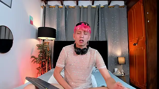 Snapshot of Brian-Ausslos chatting on 11, 3, 2025 Brian-Ausslos online show from 11, 3, 2025