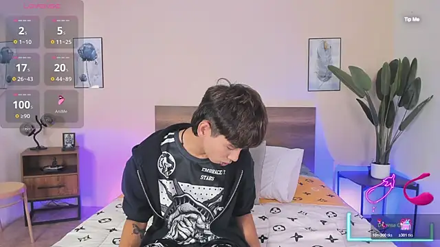 Snapshot of Brian-Ausslos chatting on 21, 11, 2025 Brian-Ausslos online show from 21, 11, 2025