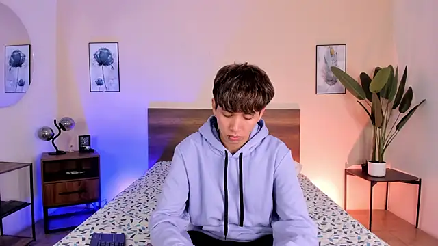 Snapshot of Brian-Ausslos chatting on 3, 12, 2025 Brian-Ausslos online show from 3, 12, 2025