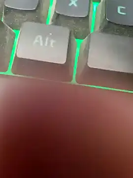 Snapshot of indian_lover3 chatting on 2, 1, 2025 indian lover3 online show from 2, 1, 2025