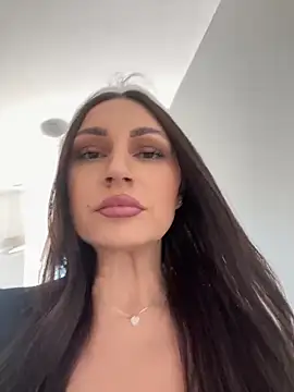 Snapshot of claraxjoyy chatting on 2, 1, 2025 claraxjoyy online show from 2, 1, 2025