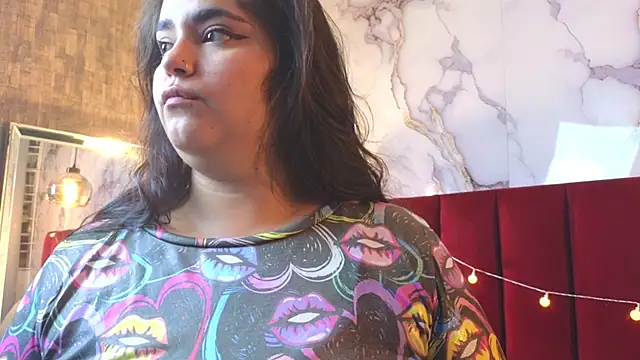 Snapshot of KRYSSTARITTER4 chatting on 4, 10, 2025 KRYSSTARITTER4 online show from 4, 10, 2025