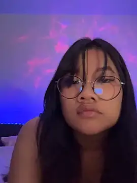 Snapshot of AcidBubbleRain chatting on 14, 2, 2025 AcidBubbleRain online show from 14, 2, 2025