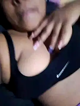 Snapshot of katty_lady chatting on 8, 11, 2025 katty lady online show from 8, 11, 2025