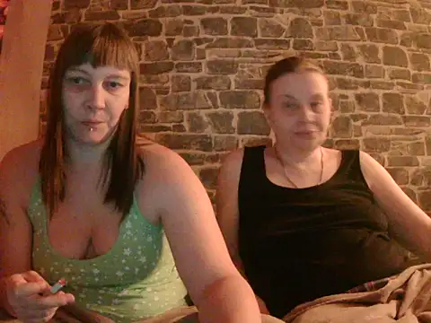 Sweet Phoenix online show from 24, 1, 2025