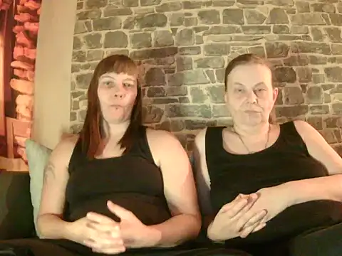 Sweet Phoenix online show from 25, 1, 2025