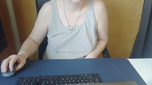 Sweet Phoenix online show from 12, 2, 2026