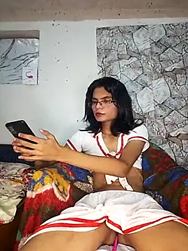Snapshot of Enna_Zarza_ chatting on 25, 9, 2025 Enna Zarza  online show from 25, 9, 2025