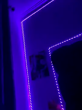 Thando04 online show from 10, 11, 2025