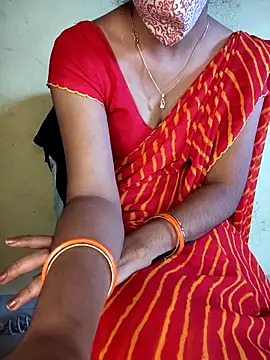 Snapshot of lovelygirl4567 chatting on 26, 10, 2025 lovelygirl4567 online show from 26, 10, 2025