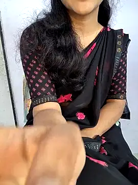 Snapshot of lovelygirl4567 chatting on 27, 10, 2025 lovelygirl4567 online show from 27, 10, 2025