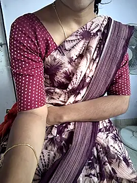 Snapshot of lovelygirl4567 chatting on 30, 10, 2025 lovelygirl4567 online show from 30, 10, 2025