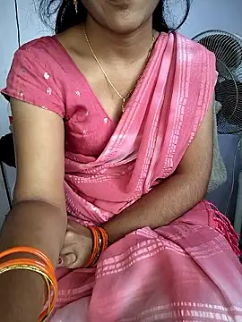 Snapshot of lovelygirl4567 chatting on 11, 11, 2025 lovelygirl4567 online show from 11, 11, 2025