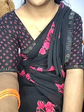 Snapshot of lovelygirl4567 chatting on 19, 11, 2025 lovelygirl4567 online show from 19, 11, 2025