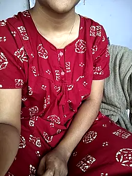 Snapshot of lovelygirl4567 chatting on 23, 11, 2025 lovelygirl4567 online show from 23, 11, 2025