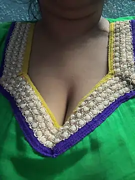 Snapshot of Lovely-Shivani chatting on 16, 2, 2026 Lovely-Shivani online show from 16, 2, 2026