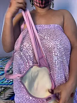 Snapshot of Lovely-Shivani chatting on 30, 7, 2026 Lovely-Shivani online show from 30, 7, 2026