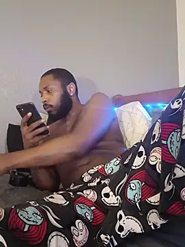 Snapshot of Caliclysm chatting on 26, 11, 2025 Caliclysm online show from 26, 11, 2025