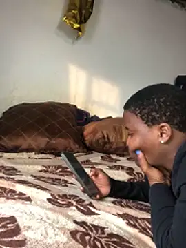 MKbesxxx online show from 18, 12, 2025