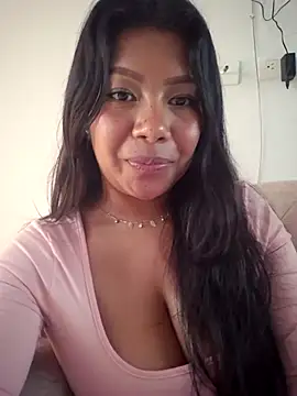 PaulaOrtiz 1 online show from 5, 1, 2026