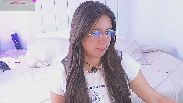 Snapshot of Gretta_Hot chatting on 15, 7, 2026 Gretta Hot online show from 15, 7, 2026