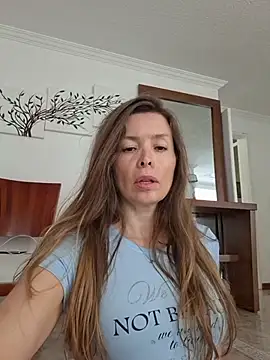 Snapshot of karina_warthon chatting on 24, 5, 2026 karina warthon online show from 24, 5, 2026