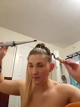 CoraRiley online show from 1, 1, 2025