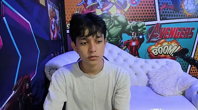 Snapshot of jisuscat chatting on 4, 2, 2025 jisuscat online show from 4, 2, 2025